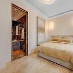 Ultra Luxe Champs Elysees