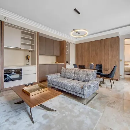 Apartment Ultra Luxe Champs Elysees